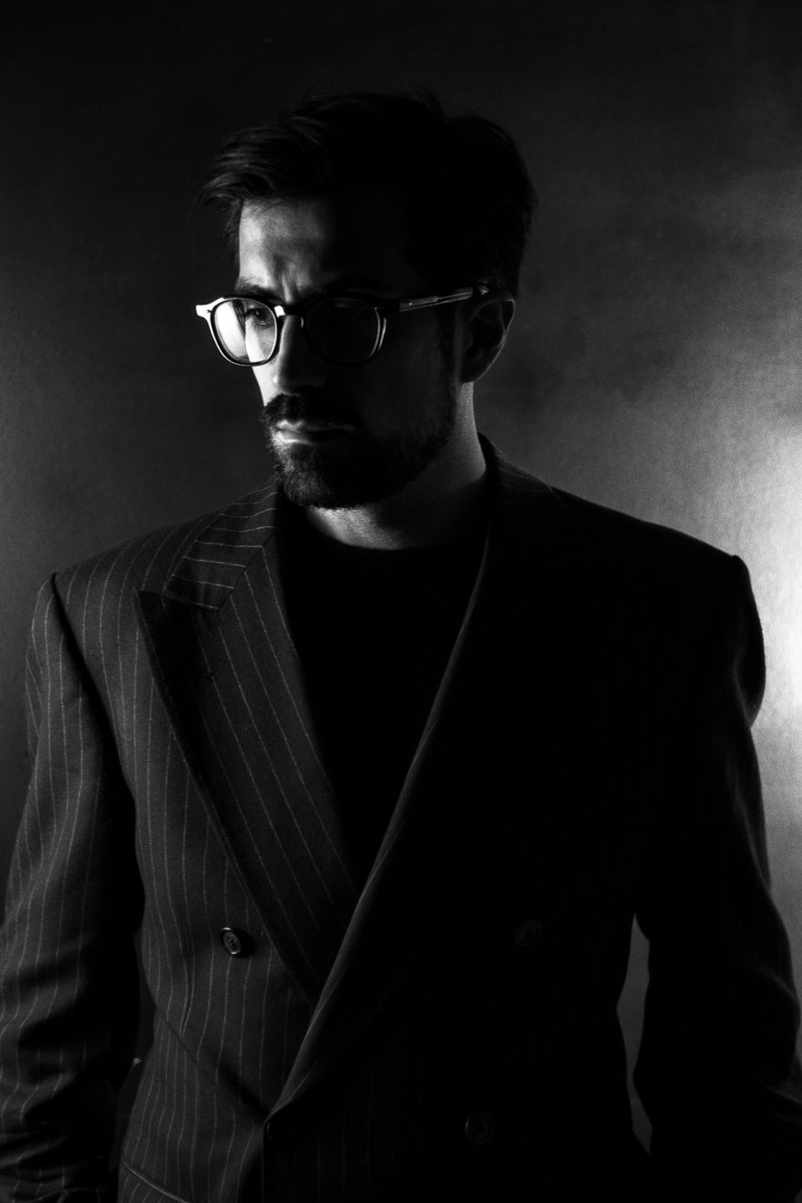 PORTRAIT — ÉDOUARD DADER
en boutique, Batignolles
photo à fournir